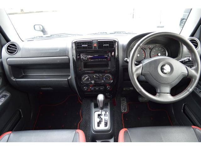 ジムニー クロスアドベンチャー　カスタムペイント　リフトアップ　１６インチアルミ＆ジオランダーＸ－ＡＴ　ＨＫＳマフラー　ショートバンパー　オーバーフェンダー　デジタルインナーミラー　外テールライト　フルレザーシート　シートヒーター（18枚目）