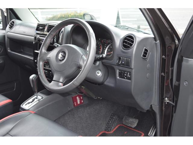 ジムニー クロスアドベンチャー　カスタムペイント　リフトアップ　１６インチアルミ＆ジオランダーＸ－ＡＴ　ＨＫＳマフラー　ショートバンパー　オーバーフェンダー　デジタルインナーミラー　外テールライト　フルレザーシート　シートヒーター（44枚目）