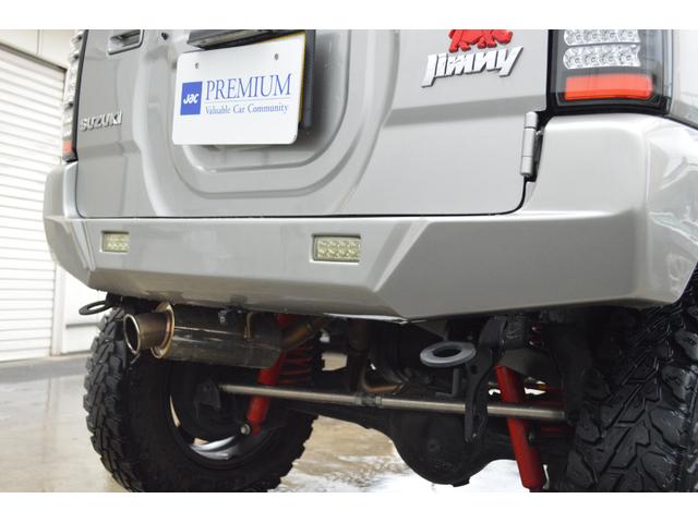 ジムニー 　リフトアップ　ＲＰＧショック　Ｂｒａｔ１６インチアルミ＆ジーランダーＭ／Ｔ　前後ショートバンパー　Ｌｉｎｋｓマフラー　Ｂｒａｔリアスポイラー　社外リアテール　クオーレモジュレシート　ＳＤナビＴＶ（15枚目）