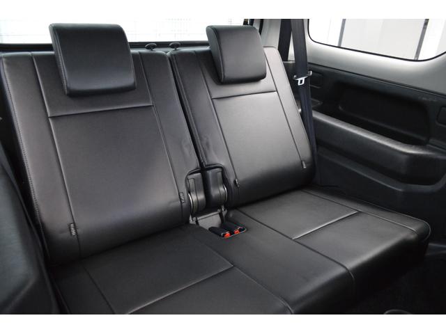 ジムニー 　リフトアップ　ＲＰＧショック　Ｂｒａｔ１６インチアルミ＆ジーランダーＭ／Ｔ　前後ショートバンパー　Ｌｉｎｋｓマフラー　Ｂｒａｔリアスポイラー　社外リアテール　クオーレモジュレシート　ＳＤナビＴＶ（29枚目）