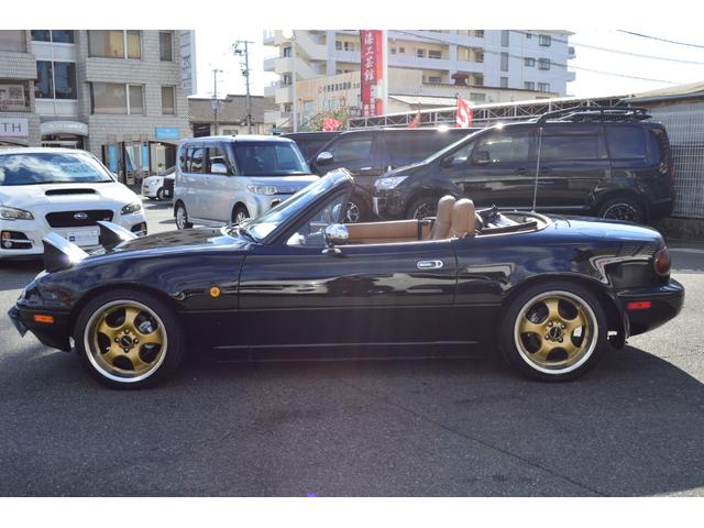 ユーノスロードスター Ｖスペシャル　５速ＭＴ　ＮＢ用エアコン装着　タイミングベルト交換済み　タンレザーシート　ワーク１６インチアルミ　ＫＹＢショックローダウン　クロス幌ガラススクリーン　ＥＴＣ（5枚目）