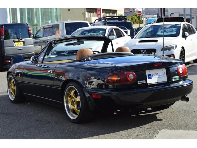 ユーノスロードスター Ｖスペシャル　５速ＭＴ　ＮＢ用エアコン装着　タイミングベルト交換済み　タンレザーシート　ワーク１６インチアルミ　ＫＹＢショックローダウン　クロス幌ガラススクリーン　ＥＴＣ（8枚目）