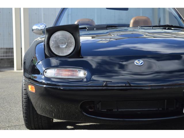 ユーノスロードスター Ｖスペシャル　５速ＭＴ　ＮＢ用エアコン装着　タイミングベルト交換済み　タンレザーシート　ワーク１６インチアルミ　ＫＹＢショックローダウン　クロス幌ガラススクリーン　ＥＴＣ（12枚目）