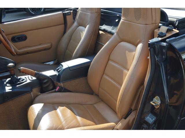 ユーノスロードスター Ｖスペシャル　５速ＭＴ　ＮＢ用エアコン装着　タイミングベルト交換済み　タンレザーシート　ワーク１６インチアルミ　ＫＹＢショックローダウン　クロス幌ガラススクリーン　ＥＴＣ（15枚目）