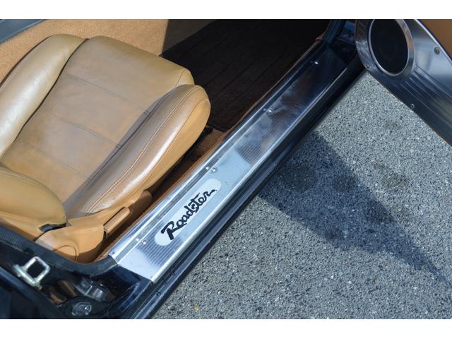 ユーノスロードスター Ｖスペシャル　５速ＭＴ　ＮＢ用エアコン装着　タイミングベルト交換済み　タンレザーシート　ワーク１６インチアルミ　ＫＹＢショックローダウン　クロス幌ガラススクリーン　ＥＴＣ（33枚目）