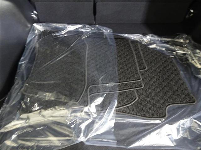 カローラクロス ハイブリッド Z ムーンルーフ Aクルコン PCS AC100 Pシート 4WD車 横滑り防止装置 キーフリー ABS LEDライト ETC車載器 地デジTV ナビ&TV 半革シート 盗難防止装置 アルミホイール(40枚目)