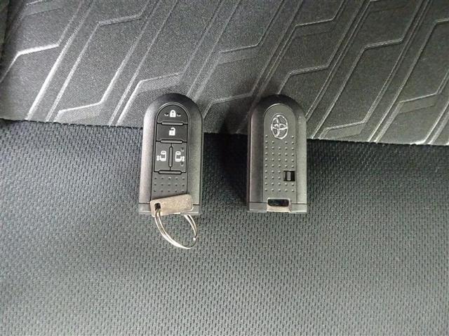 ルーミー カスタムG-T 助手席エアバック 両側オートスライドドア スマートキープッシュスタート LEDライト 1オーナー 横滑り防止機能 クルコン 点検記録簿 ETC付 アルミホイール キーレス DVD ドラレコ ナビ&TV(27枚目)