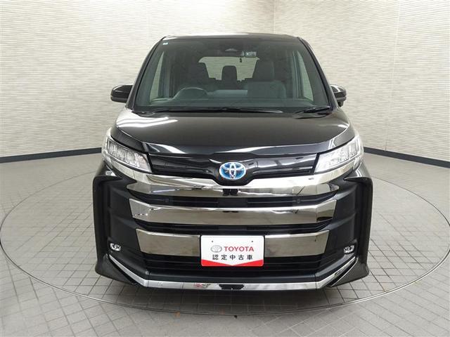 ノア ハイブリッドＳ－Ｇ　両電動ドア　衝突回避ブレーキ　ダブルエアコン　イモビ　クルコン　バックガイドモニター　横滑り防止装置　ＬＥＤヘッドライト　キーレス　スマートキー　３列シート　アイドリングストップ　ＥＴＣ　メモリーナビ（4枚目）