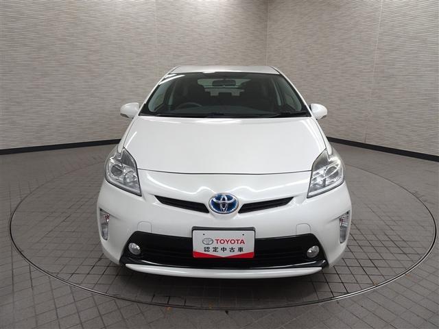 プリウス S アイドリングストップ搭載 Bモニタ- フルセグ地デジ インテリキー デュアルエアバック エアB イモビライザー DVD再生可能 ワンオーナー車 ナビTV AUTOエアコン 横スベリ防止 アルミホイール(4枚目)