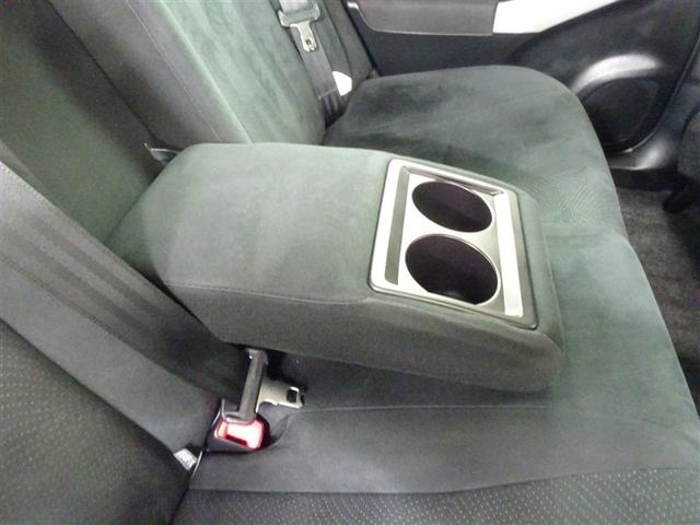 プリウス S アイドリングストップ搭載 Bモニタ- フルセグ地デジ インテリキー デュアルエアバック エアB イモビライザー DVD再生可能 ワンオーナー車 ナビTV AUTOエアコン 横スベリ防止 アルミホイール(19枚目)