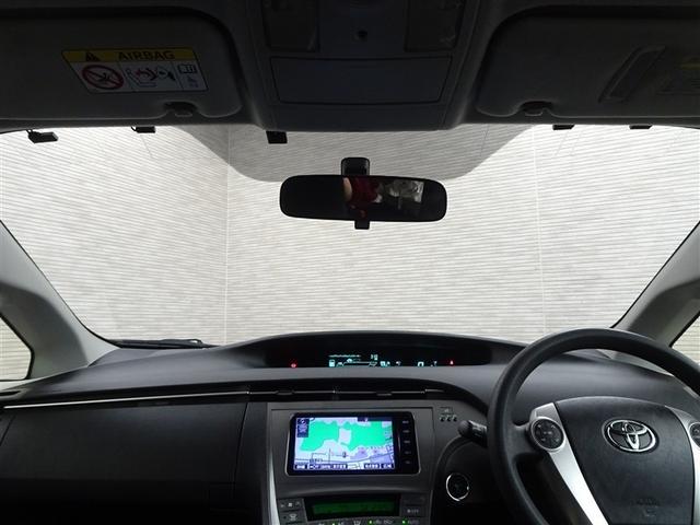 プリウス S アイドリングストップ搭載 Bモニタ- フルセグ地デジ インテリキー デュアルエアバック エアB イモビライザー DVD再生可能 ワンオーナー車 ナビTV AUTOエアコン 横スベリ防止 アルミホイール(25枚目)