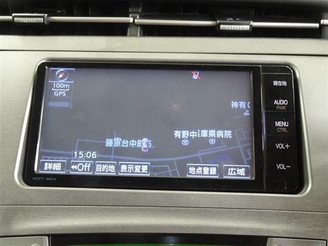 プリウス S アイドリングストップ搭載 Bモニタ- フルセグ地デジ インテリキー デュアルエアバック エアB イモビライザー DVD再生可能 ワンオーナー車 ナビTV AUTOエアコン 横スベリ防止 アルミホイール(27枚目)