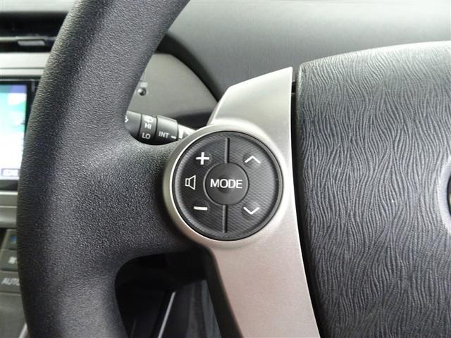 プリウス S アイドリングストップ搭載 Bモニタ- フルセグ地デジ インテリキー デュアルエアバック エアB イモビライザー DVD再生可能 ワンオーナー車 ナビTV AUTOエアコン 横スベリ防止 アルミホイール(33枚目)