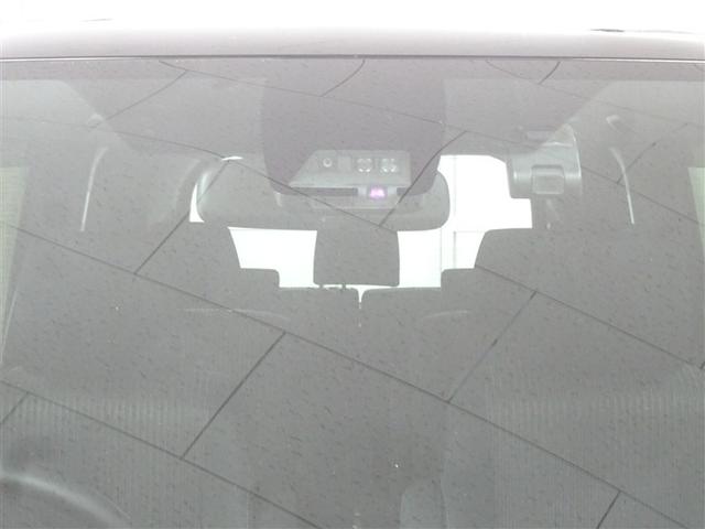 ヴォクシー ZS 煌II スマートキー・プッシュスタート バックガイドモニター セキュリティアラーム 両側パワスラドア 1オーナー ETC車載器 地デジテレビ VSC LEDライト 助手席エアバック キーレスエントリー AC(7枚目)