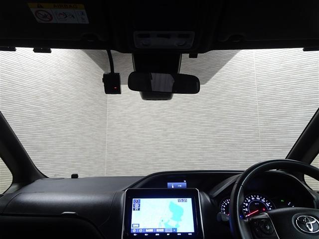 ヴォクシー ZS 煌II スマートキー・プッシュスタート バックガイドモニター セキュリティアラーム 両側パワスラドア 1オーナー ETC車載器 地デジテレビ VSC LEDライト 助手席エアバック キーレスエントリー AC(21枚目)