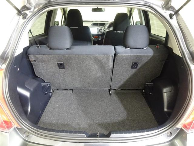 ヴィッツ ＲＳ　インテリキー　ＡＢＳ付　イモビ　横滑り防止　リモコンキー　ＥＴＣ付き　整備記録簿　Ｗエアバッグ　エアバック　メモリナビ　ＡＷ　ＤＶＤ再生　ワンセグＴＶ　ナビ＆ＴＶ　パワーステアリング　パワーウインドウ（16枚目）