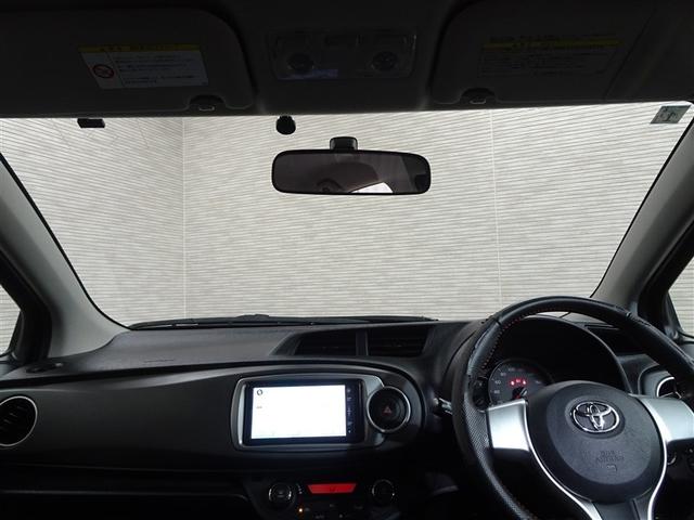 ヴィッツ ＲＳ　インテリキー　ＡＢＳ付　イモビ　横滑り防止　リモコンキー　ＥＴＣ付き　整備記録簿　Ｗエアバッグ　エアバック　メモリナビ　ＡＷ　ＤＶＤ再生　ワンセグＴＶ　ナビ＆ＴＶ　パワーステアリング　パワーウインドウ（20枚目）