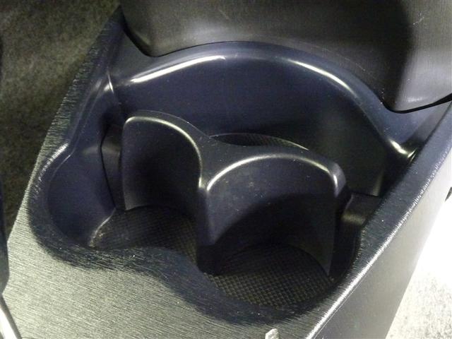 ヴィッツ ＲＳ　インテリキー　ＡＢＳ付　イモビ　横滑り防止　リモコンキー　ＥＴＣ付き　整備記録簿　Ｗエアバッグ　エアバック　メモリナビ　ＡＷ　ＤＶＤ再生　ワンセグＴＶ　ナビ＆ＴＶ　パワーステアリング　パワーウインドウ（34枚目）