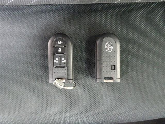 ルーミー G S フルオートエアコン TVナビ オートクルーズ LEDライト イモビライザー 両電動スライドドア フルセグテレビ ウォークスルー DVD再生可 スマキー ETC 横滑り防止装置 記録簿 メモリナビ(28枚目)