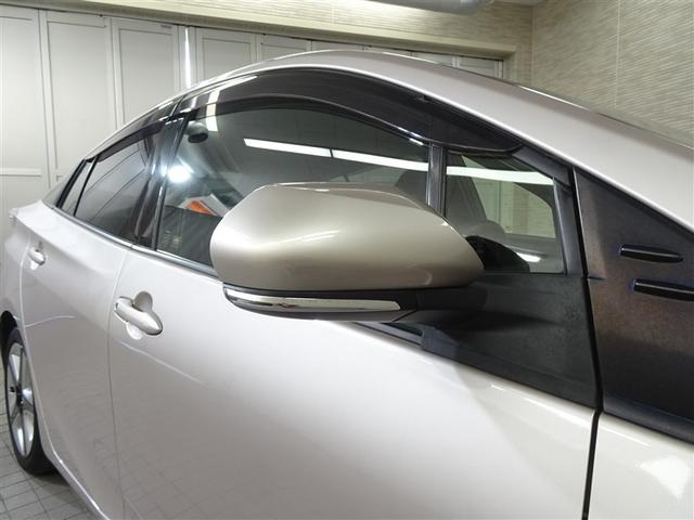 プリウス Ａツーリングセレクション　スマキー　イモビライザー　バックモニター　１オーナ　クルコン　ＬＥＤヘッドライト　ＤＶＤ視聴可　ＥＴＣ　ナビＴＶ　メモリーナビゲーション　横滑り防止機能　キーフリ　アルミ　ＡＡＣ　ＡＢＳ　パワステ（14枚目）