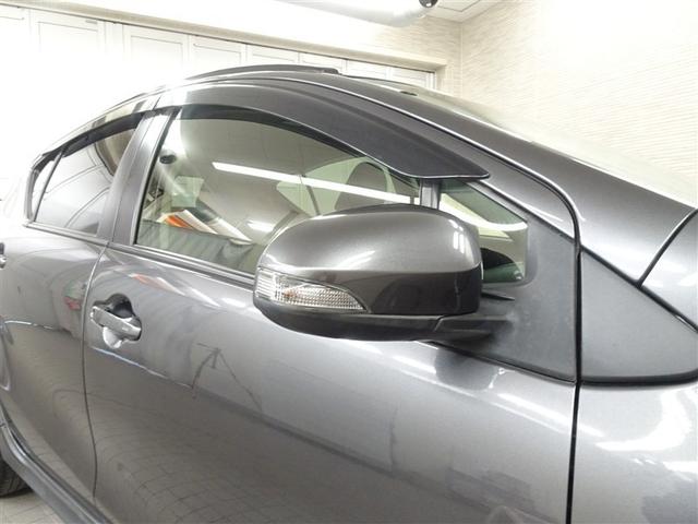 アクア クロスオーバー　ＥＣＯモード　Ｂカメラ　地デジ　イモビライザー　ナビＴＶ　エアコン　１オ－ナ－　ＬＥＤ　ＥＳＣ　記録簿　アルミホイール　キーフリー　ＤＶＤ再生可　ＥＴＣ　パワーステアリング　パワーウィンドウ　ＡＢＳ（15枚目）