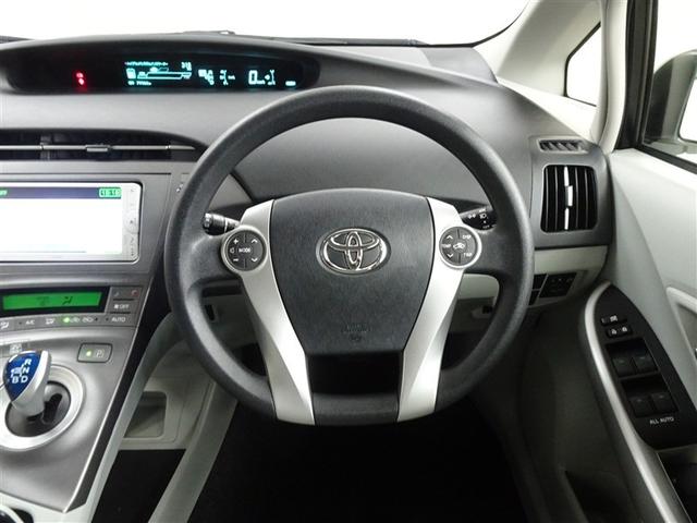 プリウス Ｓ　アイドリングストップ搭載　Ｂモニタ－　インテリキー　デュアルエアバック　エアＢ　イモビライザー　ワンオーナー車　ナビＴＶ　ＡＵＴＯエアコン　横スベリ防止　アルミホイール　ＥＴＣ装備　ＡＢＳ（23枚目）