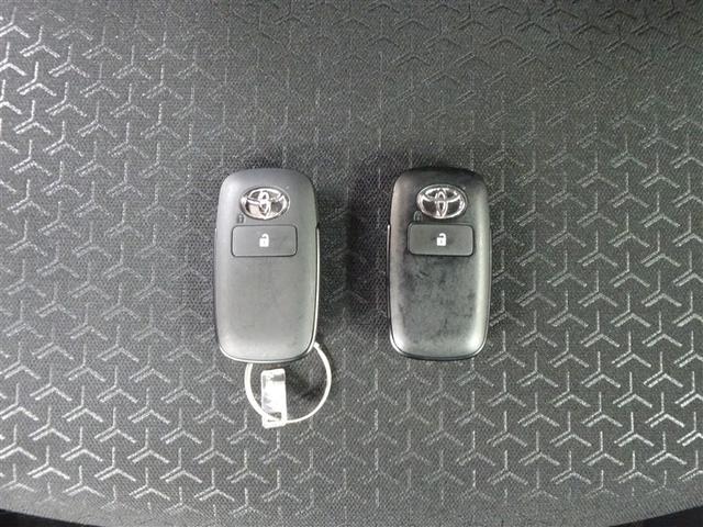 ライズ Ｚ　衝突回避システム　スマートキ－　リヤカメラ　１オナ　アルミホイール　エコアイドル　ＬＥＤライト　オートエアコン　横滑り防止機能　ＴＶ　キーフリー　パワーウインドウ　エアバッグ　カーテンエアバック（28枚目）