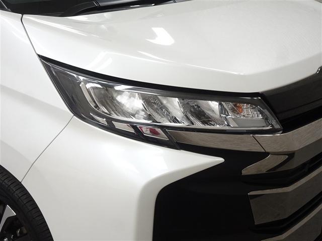 ノア ハイブリッドS-Z 横滑り防止機能 エアバッグ アイドリングストップ オートクルーズコントロール 地デジ 両側自動ドア ダブルエアコン スマートエントリー LEDランプ バックモニター メモリナビ 3列シート ETC付き(10枚目)