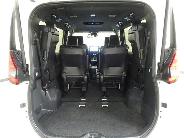 ノア ハイブリッドS-Z 横滑り防止機能 エアバッグ アイドリングストップ オートクルーズコントロール 地デジ 両側自動ドア ダブルエアコン スマートエントリー LEDランプ バックモニター メモリナビ 3列シート ETC付き(19枚目)