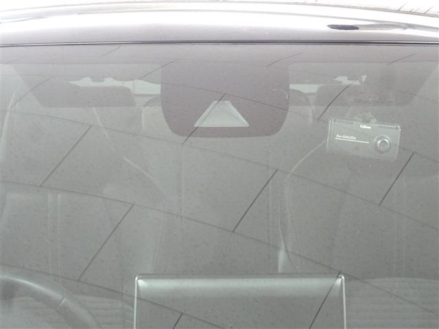 カローラスポーツ ハイブリッドＧ　スタイルパッケージ　衝突軽減ブレーキ　ＬＥＤライト　エアコン　スマキー　横滑り防止装置　エアバッグ　盗難防止システム　アルミホイール　ワンオーナー　ナビ　バックカメラ　ＥＴＣ　パワステ　キーレス　アイドリングストップ（10枚目）