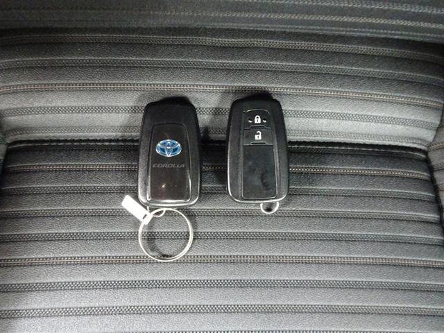 カローラスポーツ ハイブリッドＧ　スタイルパッケージ　衝突軽減ブレーキ　ＬＥＤライト　エアコン　スマキー　横滑り防止装置　エアバッグ　盗難防止システム　アルミホイール　ワンオーナー　ナビ　バックカメラ　ＥＴＣ　パワステ　キーレス　アイドリングストップ（30枚目）