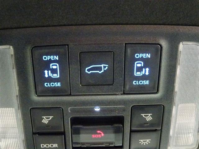 ヴォクシー ハイブリッドＳ－Ｚ　パワーウィンドウ　ＤＶＤ再生機能　インテリキー　横滑防止装置　地デジＴＶ　アクティブクルーズコントロール　１オナ　フルオートエアコン　リアカメラ　エアバッグ　ＡＢＳ　１００Ｖ充電　ナビＴＶ　ＷＡＣ（29枚目）