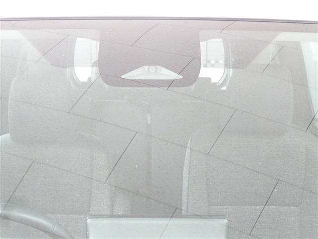 シエンタ ハイブリッドZ TSS ワンオーナ エアバック キーレスエントリー ナビTV イモビライザー 整備記録簿 バックモニター LEDヘッドライト ETC車載器 横滑り防止 スマートキー オートエアコン サイドエアバッグ(9枚目)