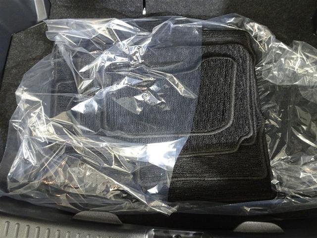 ヤリス Ｘ　被害軽減ブレーキ　Ｂカメラ　キーレスエントリー　ワンオーナー　点検記録簿　クルーズコントロール　ＥＴＣ車載器　ＥＳＣ　サイドエアバッグ　メモリーナビ　パワーステアリング　エアバック　ＡＢＳ　ナビ（40枚目）