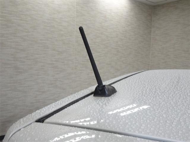 シエンタ ＤＩＣＥリミテッド　両側オートスライドドア　キーレスエントリーキー　ナビＴＶ　運転席エアバッグ　バックモニタ－　１オーナー車　ワンセグテレビ　ＥＴＣ車載器　Ｗエアバック　メモリーナビ　三列シート　パワーウインドウ　ＡＢＳ（8枚目）