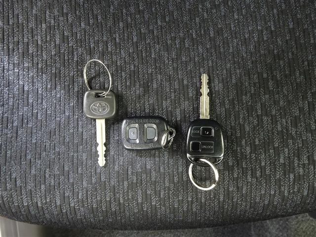 シエンタ ＤＩＣＥリミテッド　両側オートスライドドア　キーレスエントリーキー　ナビＴＶ　運転席エアバッグ　バックモニタ－　１オーナー車　ワンセグテレビ　ＥＴＣ車載器　Ｗエアバック　メモリーナビ　三列シート　パワーウインドウ　ＡＢＳ（29枚目）