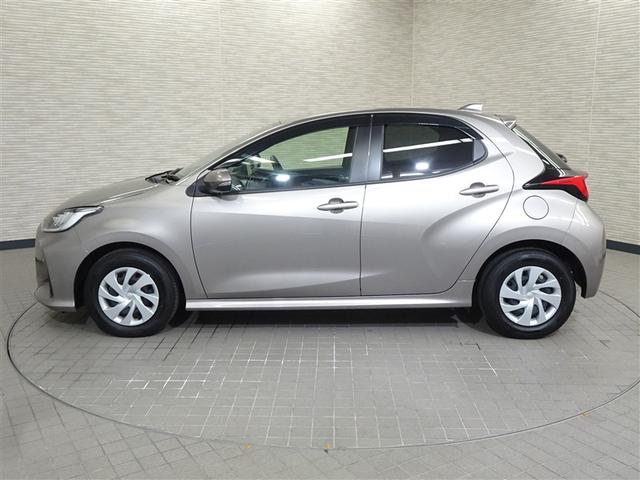 ヤリス Ｇ　プリクラッシュブレーキ　バックガイドモニター　ワンオ－ナ－　メモリナビ　オートエアコン　クルーズコントロール　ナビ　ＬＥＤヘッドライト　横滑り防止機能　サイドエアバック　エアバッグ　ＡＢＳ　ＥＴＣ（5枚目）