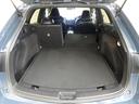 開口部の広いラゲージスペースは、ゴルフバックなどの荷物もラクラク積み込めます。