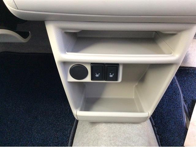 モード 届出済未使用車 禁煙車 衝突軽減ブレーキ HIDヘッドライト キーフリーシステム プッシュスタート オートエアコン ベンチシート ダブルエアバック ダブルエアバック(16枚目)