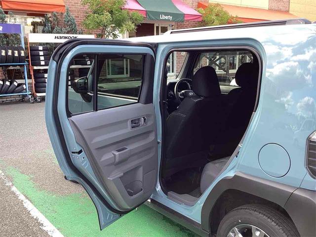 DAIHATSU TAFT G DARK CHROME VENTURE