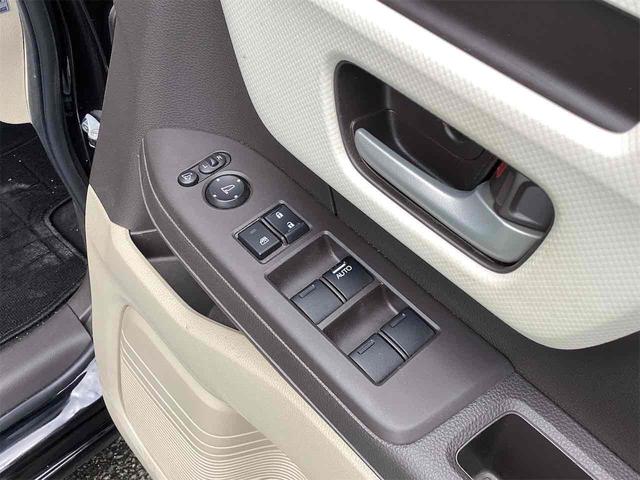 HONDA N-BOX G L HONDA SENSING