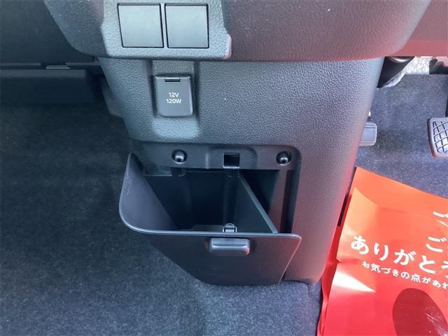 ムーヴキャンバス ストライプスＸ　両側電動スライドドア　クリアランスソナー　衝突被害軽減システム　スマートキー　アイドリングストップ　電動格納ミラー　ベンチシート　ＣＶＴ　盗難防止システム　ＡＢＳ　ＥＳＣ　衝突安全ボディ　エアコン（10枚目）