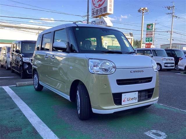 ムーヴキャンバス ストライプスＸ　両側電動スライドドア　クリアランスソナー　衝突被害軽減システム　スマートキー　アイドリングストップ　電動格納ミラー　ベンチシート　ＣＶＴ　盗難防止システム　ＡＢＳ　ＥＳＣ　衝突安全ボディ　エアコン（16枚目）