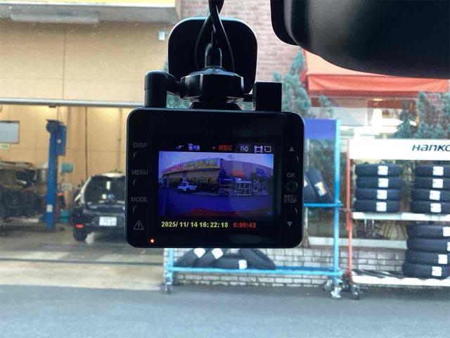 ハスラー ハイブリッドＸ　衝突軽減Ｂ　純正９インチナビ　Ｂｌｕｅｔｏｏｔｈ対応　全方位カメラ　ＥＴＣ　ＬＥＤヘッドライト　フォグライト　スマートキー　プッシュスタート　アイドリングストップ　革巻きステアリング　アルミホイール（13枚目）