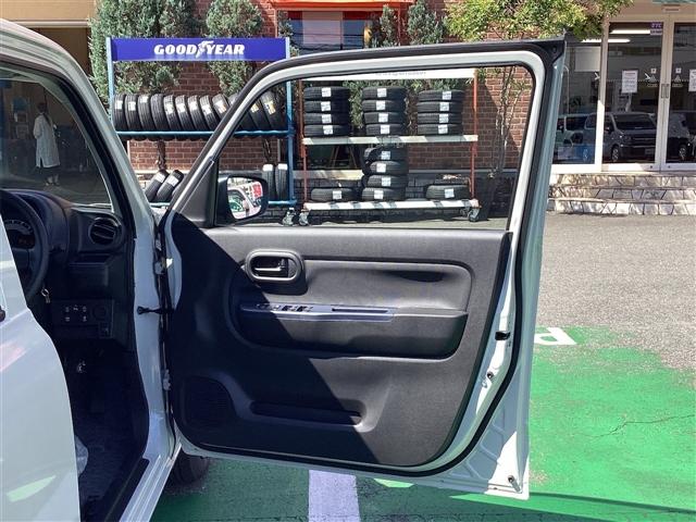 アルト L クリアランスソナー レーンアシスト 衝突被害軽減システム オートライト キーレスエントリー アイドリングストップ 電動格納ミラー シートヒーター CVT 盗難防止システム ABS ESC(38枚目)