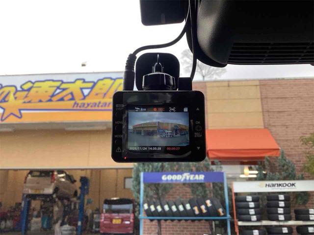 スペーシア ハイブリッドＸ　ＥＴＣ　バックカメラ　両側電動スライドドア　ナビ　ＴＶ　クリアランスソナー　レーンアシスト　衝突被害軽減システム　オートライト　スマートキー　アイドリングストップ　電動格納ミラー（27枚目）