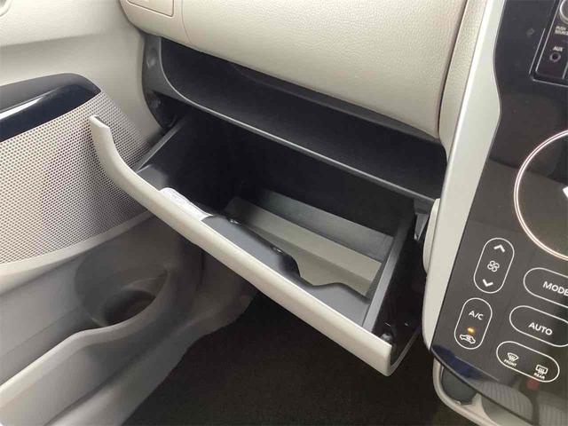 デイズ X スマートキー ETC 全周囲カメラ ナビ TV 衝突被害軽減システム アイドリングストップ 電動格納ミラー CVT ESC CD DVD再生 USB ミュージックプレイヤー接続可(38枚目)