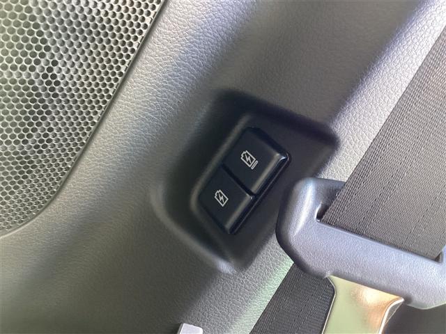 スペーシア ハイブリッドＸ　両側電動スライドドア　クリアランスソナー　衝突被害軽減システム　オートライト　ＬＥＤヘッドランプ　スマートキー　アイドリングストップ　電動格納ミラー　シートヒーター　ベンチシート　ＣＶＴ（32枚目）