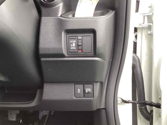 Ｎ－ＢＯＸカスタム ベースグレード　バックカメラ　両側スライド・片側電動　オートクルーズコントロール　オートライト　アイドリングストップ　電動格納ミラー　シートヒーター　ベンチシート　ＣＶＴ　ＡＢＳ　ＥＳＣ　チップアップシート（10枚目）