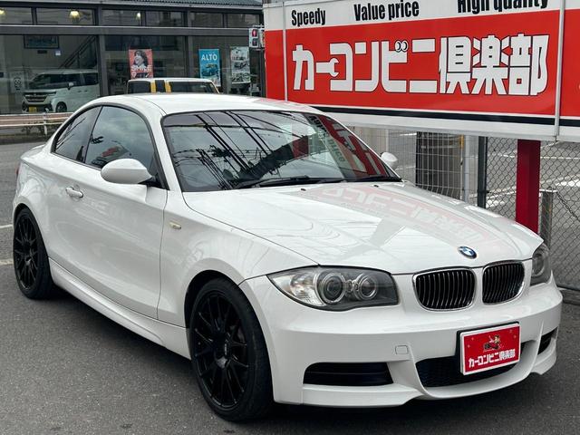 １シリーズ １３５ｉ　３Ｌ直列６気筒ターボエンジン　３０６馬力　６速ＭＴ　社外ナビＴＶ　バックカメラ　本革シート　ＴＷＳ＝ＦＯＲＧＥＤ鍛造アルミホイール（33枚目）